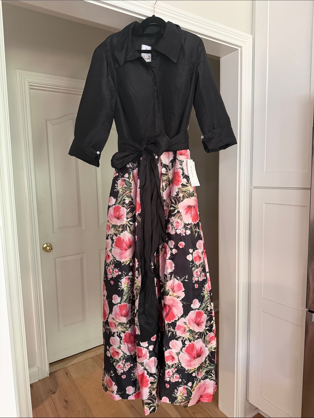 Black Shirt-Waist Floral Wedding Dress with Pink Bloom Skirt